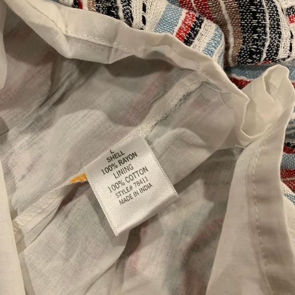 Francesca’s Paper-bag Stripped Shorts Size L - Picture 8 of 8